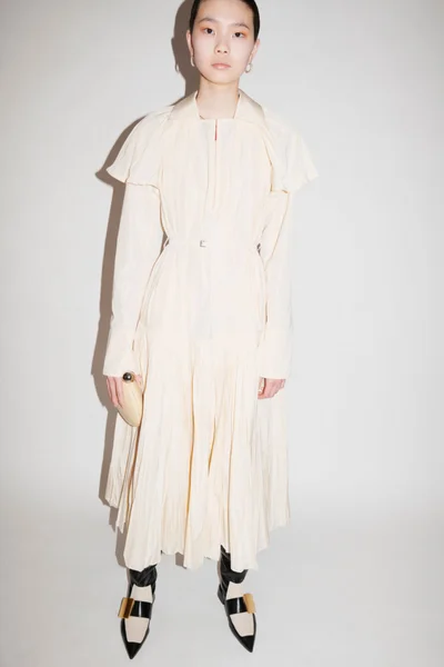 Look 19